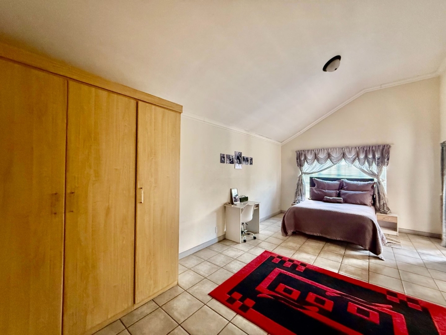 3 Bedroom Property for Sale in Meerhof North West